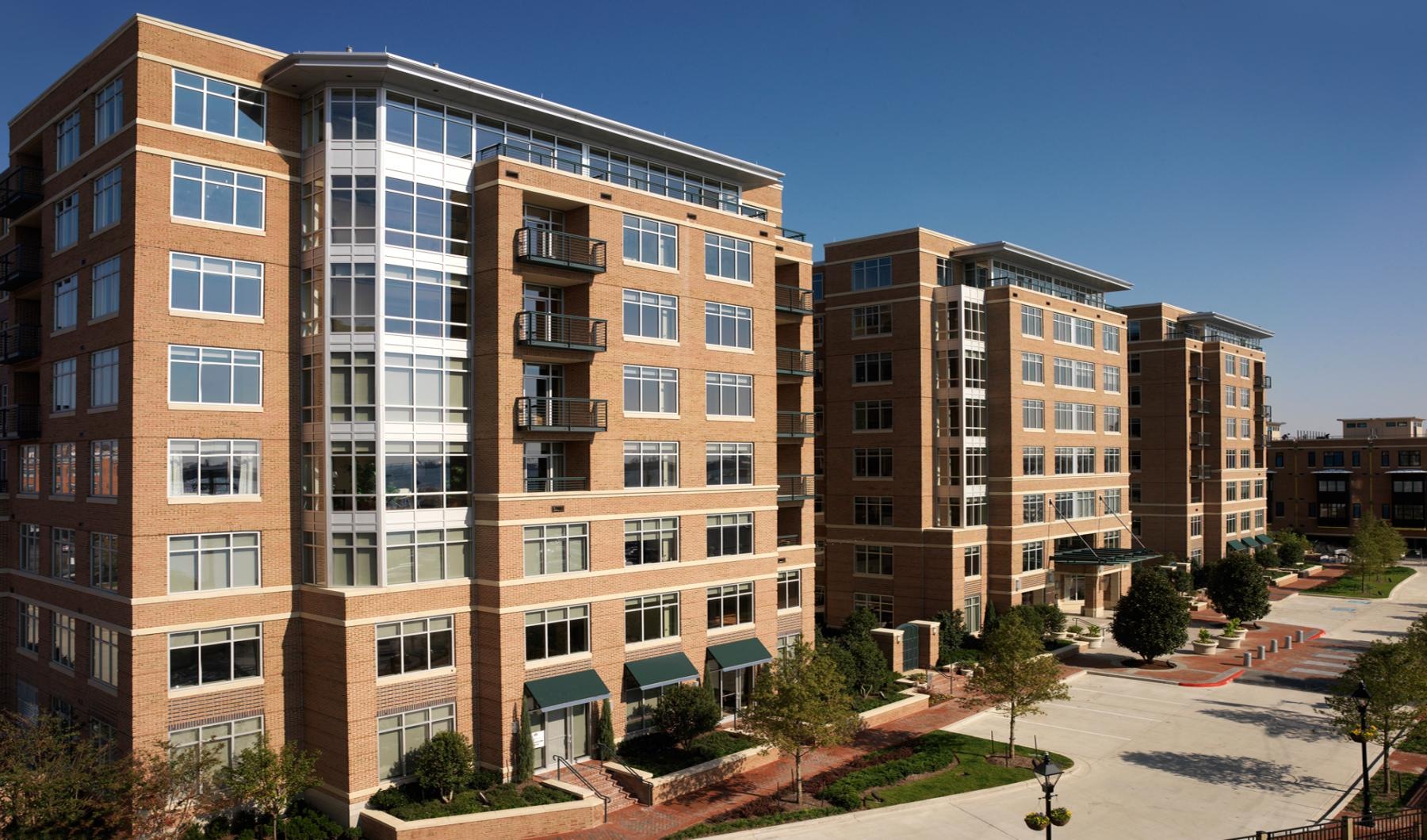 a large building with many windows